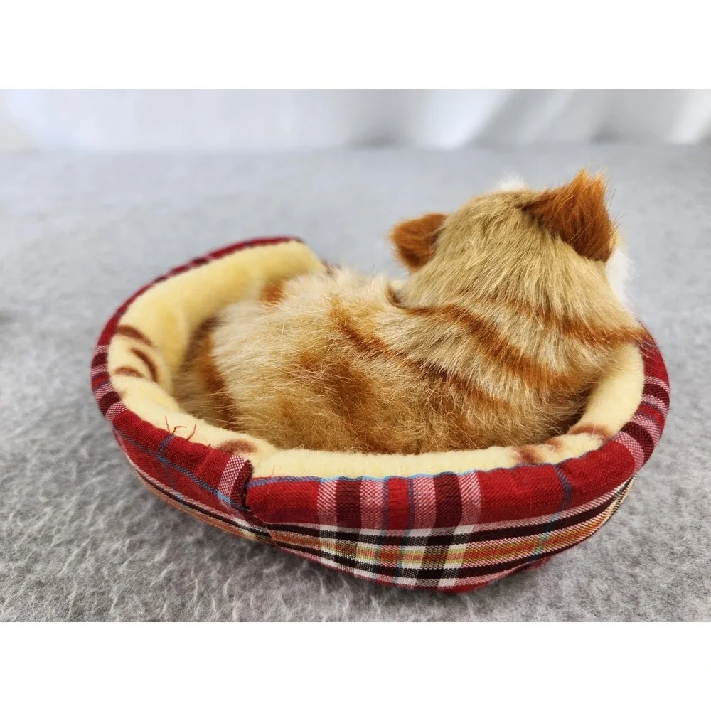 Cat Kitten Plush Fur Small‎ Kitty Sleeping Pink Nose Basket Bed Snores Purrs